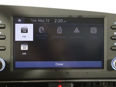 Used 2025 Hyundai Elantra SE FWD image 28