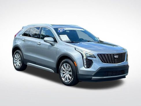 Used 2023 Cadillac XT4 Premium Luxury FWD image 3