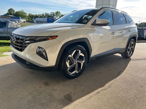 Used 2023 Hyundai Tucson SEL w/ Convenience Package FWD image 4