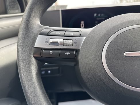 Certified 2025 Hyundai Tucson SEL image 18