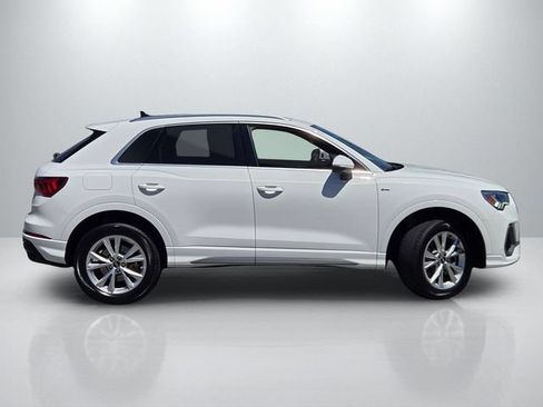 Used 2024 Audi Q3 2.0T Premium AWD/4WD image 3