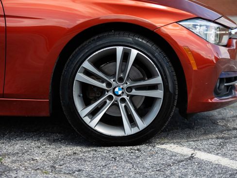 Used 2018 BMW 330i xDrive Sedan AWD/4WD image 15