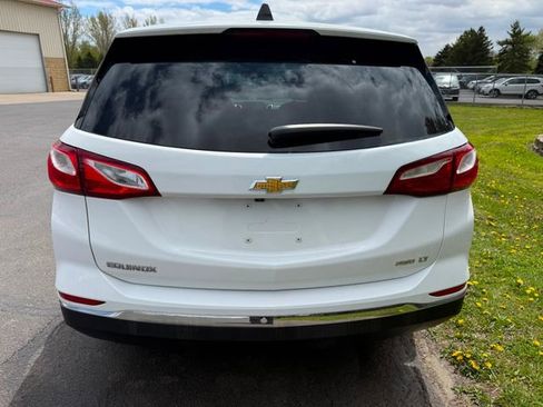 Used 2019 Chevrolet Equinox LT AWD/4WD image 2