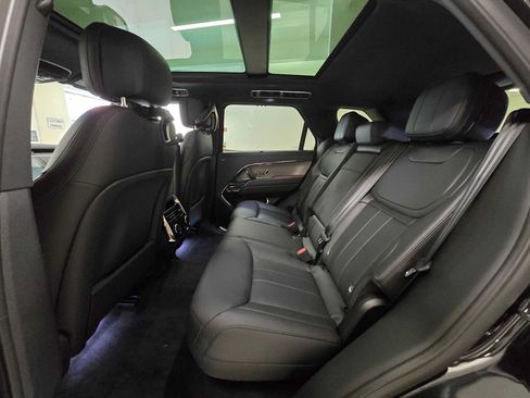 New 2026 Land Rover Range Rover Sport Dynamic SE AWD/4WD image 17