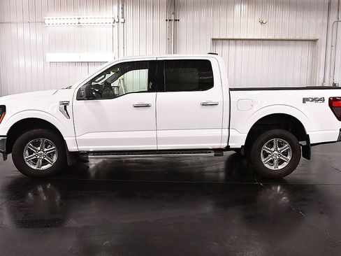 Used 2024 Ford F150 XLT w/ FX4 Off-Road Package AWD/4WD image 4