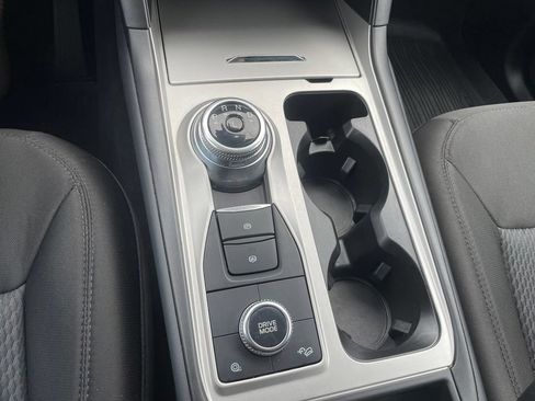 Used 2022 Ford Explorer XLT AWD/4WD image 14