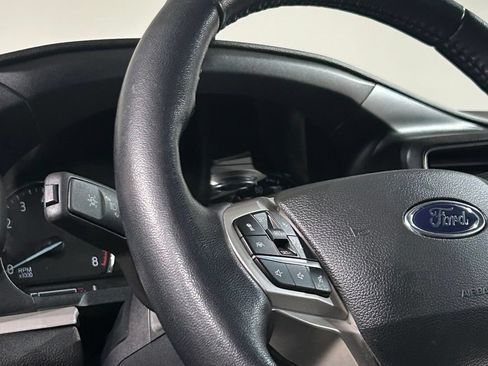 Used 2023 Ford Explorer XLT w/ Equipment Group 202A AWD/4WD image 46