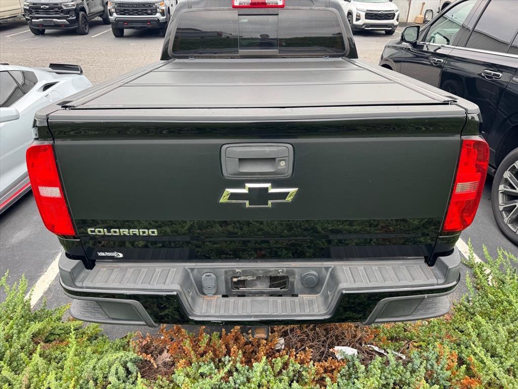 Used 2016 Chevrolet Colorado Z71 w/ Z71 Midnight Edition AWD/4WD image 6