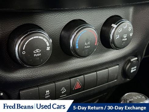 Used 2016 Jeep Wrangler Unlimited Sport w/ Quick Order Package 24S AWD/4WD image 15