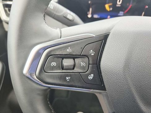 Used 2025 Chevrolet TrailBlazer LT w/ Convenience Package FWD image 16