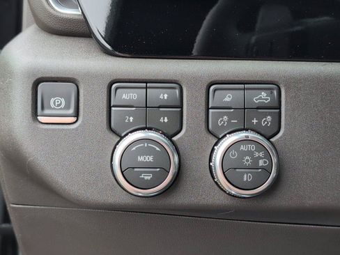 New 2026 GMC Sierra 1500 SLT w/ SLT Premium Plus Package AWD/4WD image 30