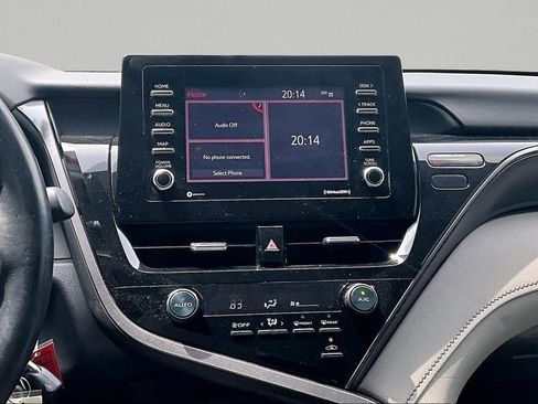 Used 2021 Toyota Camry SE FWD image 10
