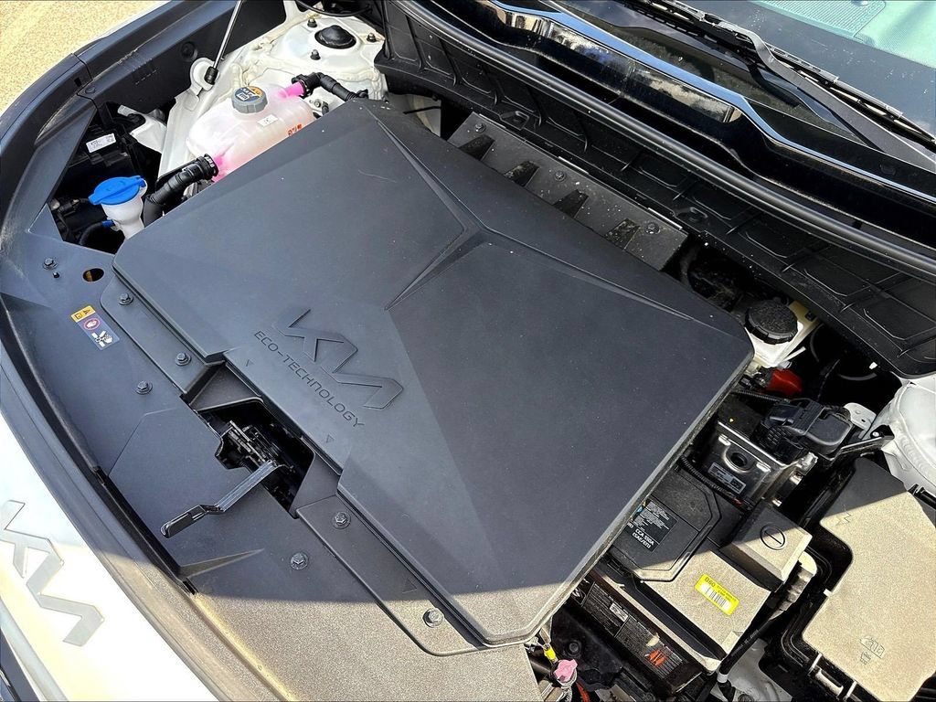 Used 2024 Kia Niro Wind FWD image 34
