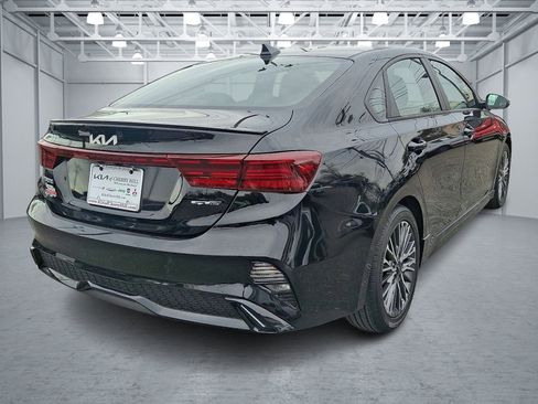 Used 2022 Kia Forte GT-Line image 5