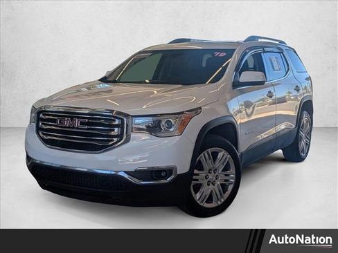 Used 2019 GMC Acadia SLE image 1