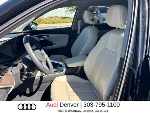 Used 2025 Audi Q5 Premium AWD/4WD image 9
