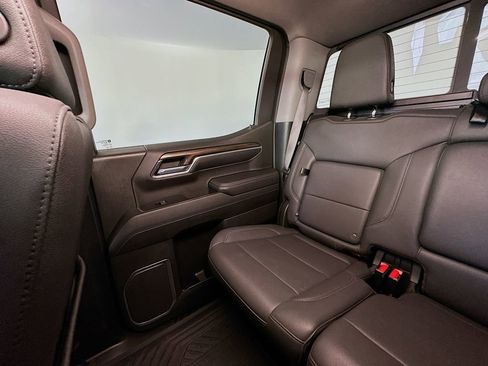 Used 2023 Chevrolet Silverado 1500 LT Trail Boss w/ Convenience Package II AWD/4WD image 12