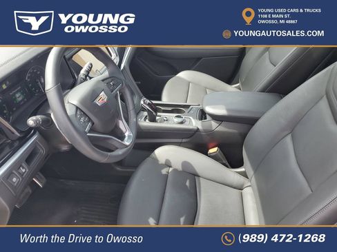 Certified 2025 Cadillac XT6 Sport w/ LPO, Floor Liner Package AWD/4WD image 7