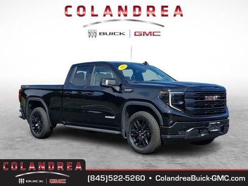 Used 2025 GMC Sierra 1500 Elevation AWD/4WD image 1