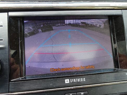 Used 2013 Toyota Avalon Limited FWD image 27