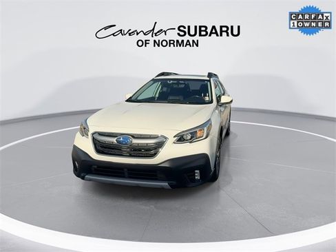Used 2021 Subaru Outback Limited image 4