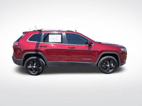 Used 2019 Jeep Cherokee Limited AWD/4WD image 2