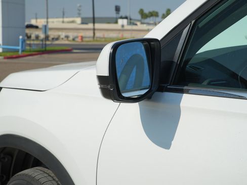 New 2025 Honda Pilot Touring image 11