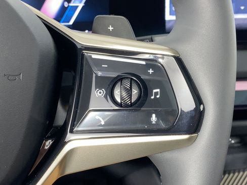 Used 2025 BMW X3 xDrive30i w/ Convenience Package image 25