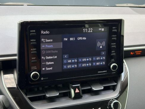 Used 2022 Toyota Corolla LE FWD image 25