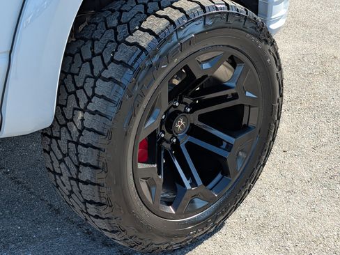 Used 2022 Ford F150 XLT w/ Equipment Group 302A High AWD/4WD image 12