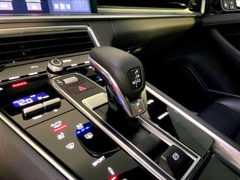 Certified 2019 Porsche Panamera 4 AWD/4WD image 17
