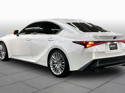 Used 2023 Lexus IS 300 w/ Premium Package RWD image 12