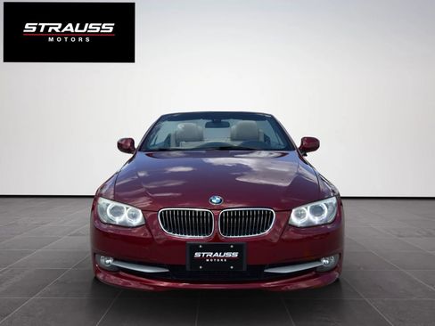 Used 2011 BMW 335i Convertible w/ Premium Pkg RWD image 4