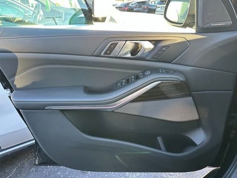 Certified 2024 BMW X5 xDrive40i w/ Premium Package image 26