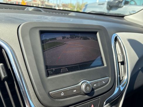 Certified 2022 Chevrolet Equinox LT w/ Driver Convenience Package AWD/4WD image 33