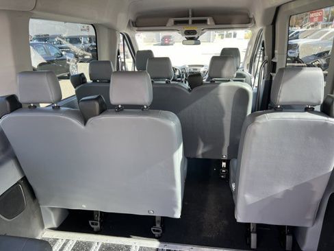 Used 2018 Ford Transit 350 XL image 17