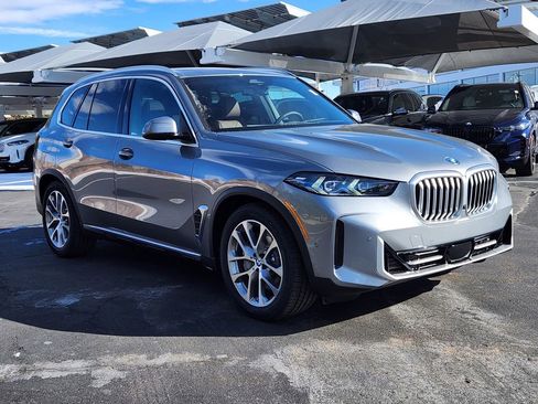 New 2026 BMW X5 xDrive50e AWD/4WD image 5