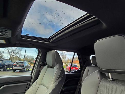 Certified 2025 Toyota 4Runner TRD Off-Road Premium image 24