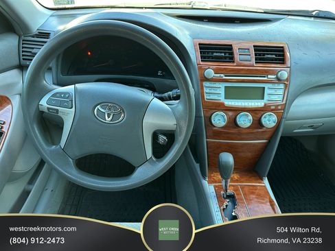 Used 2009 Toyota Camry LE image 10
