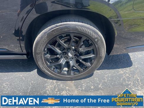 Used 2022 Cadillac Escalade Sport Platinum AWD/4WD image 20