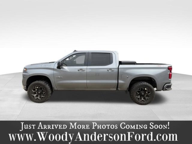 Used 2020 Chevrolet Silverado 1500 RST w/ Texas Edition AWD/4WD image 3