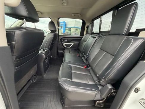 Used 2018 Nissan Titan PRO-4X w/ Pro-4x Convenience Package image 20
