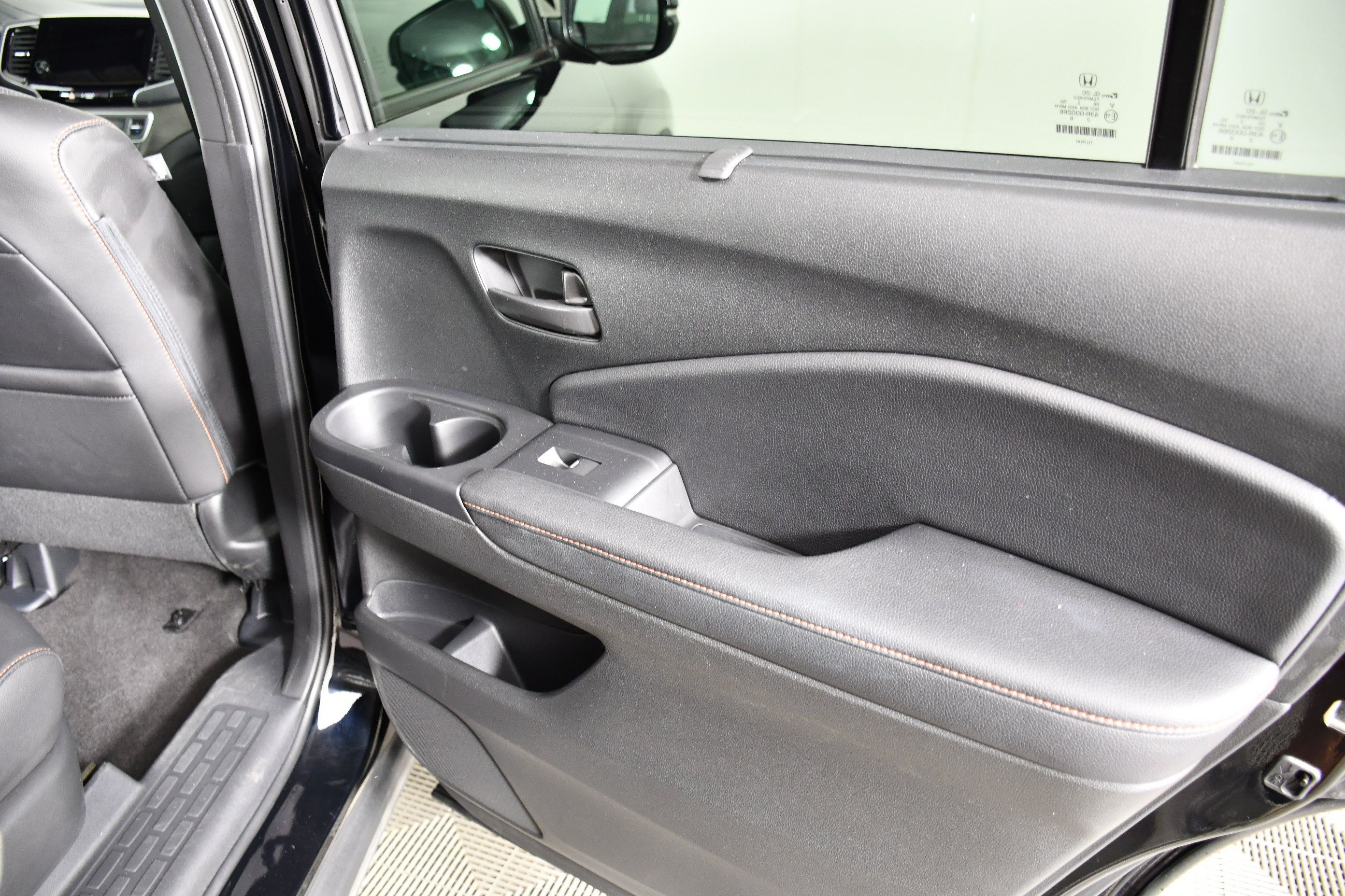 Certified 2023 Honda Passport TrailSport image 44