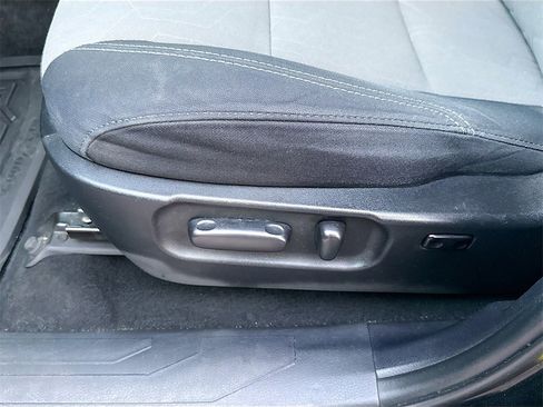 Used 2021 Toyota Tacoma TRD Sport image 21