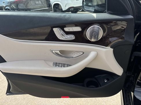 Used 2022 Mercedes-Benz E 350 Sedan image 19