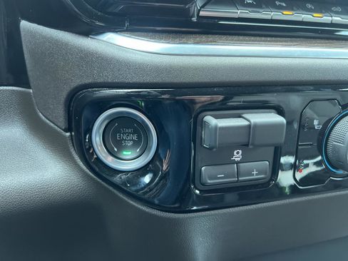 New 2025 Chevrolet Silverado 1500 LT Trail Boss w/ Dark Appearance Package image 25