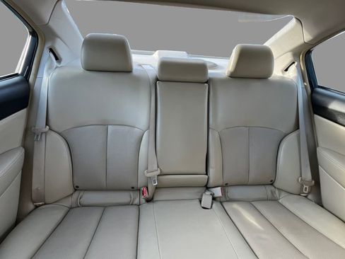 Used 2012 Subaru Legacy 2.5i Limited image 13