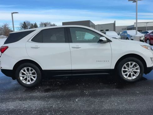 Used 2020 Chevrolet Equinox LT w/ Driver Convenience Package image 9