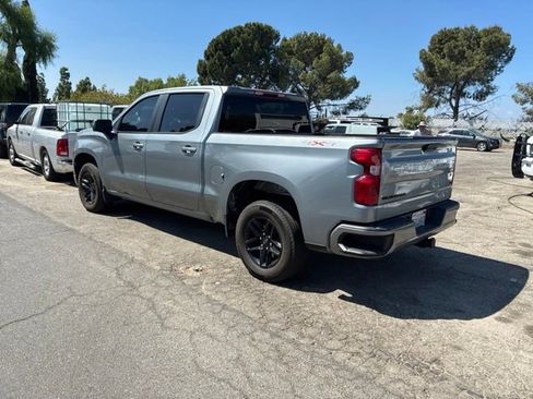 Used 2023 Chevrolet Silverado 1500 LT AWD/4WD image 3
