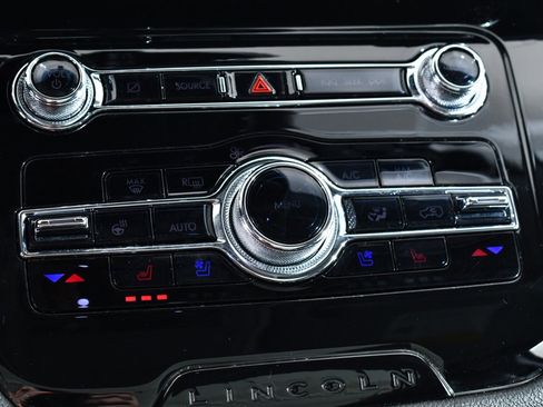 Used 2022 Lincoln Corsair Grand Touring w/ Elements Technology Bundle image 30